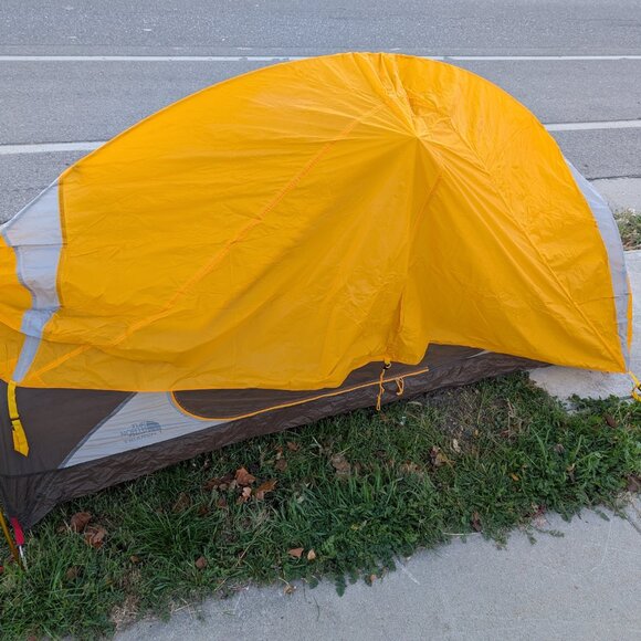 The North Face Triarch 1 Backpacking Tent - Picture 4 of 8